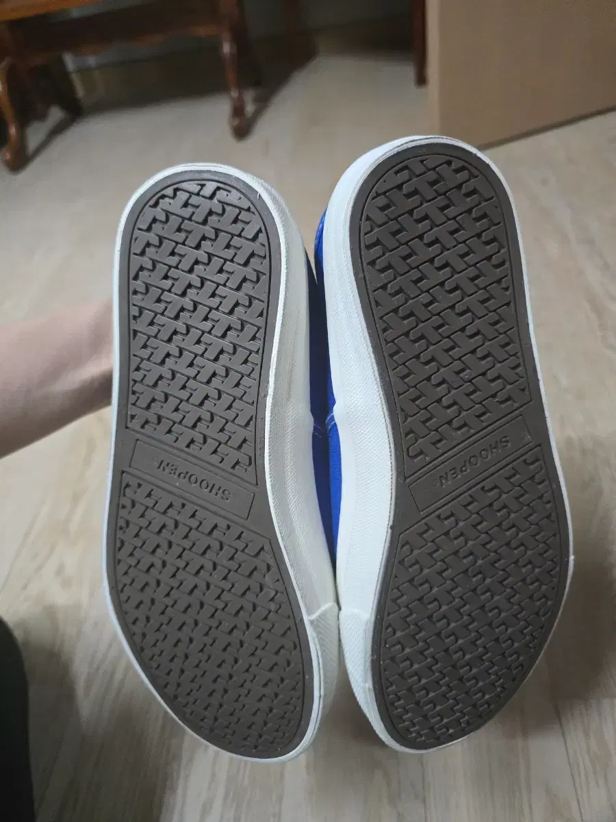 thumbnail-4